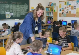 Klucz Office szkoła education od 390 zł | Faktura